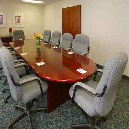 Comfort Suites Airport Columbus Facilités photo